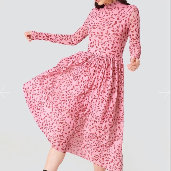 NA•KD mesh maxi dress - Picture 4 of 9